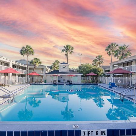 Hotel Room Near Disney 4 People キシミー エクステリア 写真